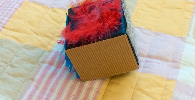 Sensory cube for children 6+ months